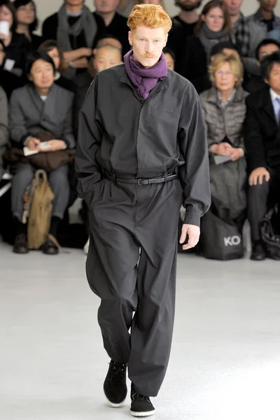 Look 33